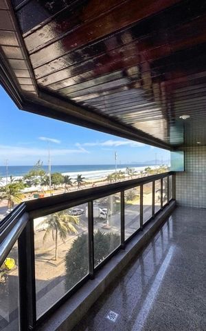Apartamento para alugar com 172m², 4 quartos e 2 vagas Apartamento para alugar com 172m², 4 quartos e 2 vagasVaranda