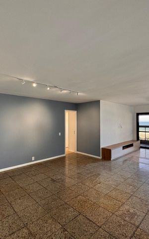 Apartamento para alugar com 172m², 4 quartos e 2 vagas Apartamento para alugar com 172m², 4 quartos e 2 vagasSala