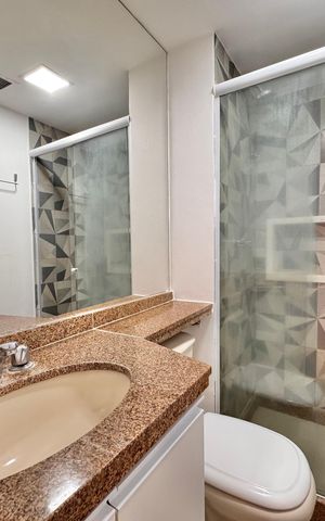 Apartamento para alugar com 172m², 4 quartos e 2 vagas Apartamento para alugar com 172m², 4 quartos e 2 vagasBanheiro Social