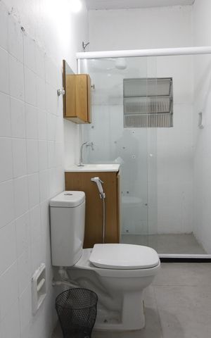 Apartamento para alugar com 85m², 2 quartos e sem vagaBanheiro