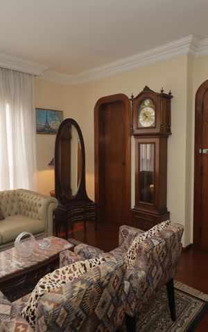 Apartamento à venda com 156m², 4 quartos e 2 vagasSala