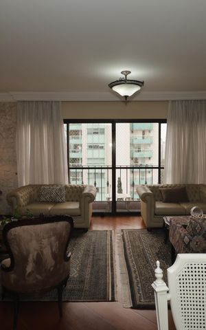 Apartamento à venda com 156m², 4 quartos e 2 vagasSala