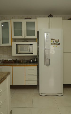 Apartamento à venda com 156m², 4 quartos e 2 vagasCozinha