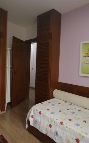 Apartamento à venda com 156m², 4 quartos e 2 vagasQuarto 2