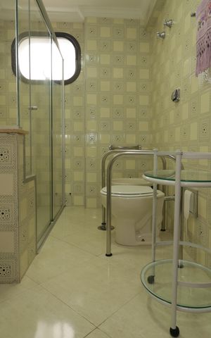 Apartamento à venda com 156m², 4 quartos e 2 vagasBanheiro Social