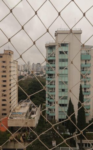 Apartamento à venda com 156m², 4 quartos e 2 vagasSuíte
