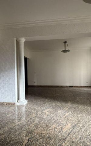 Apartamento à venda com 260m², 4 quartos e 2 vagas