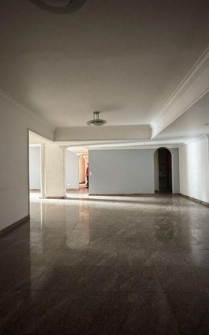Apartamento à venda com 260m², 4 quartos e 2 vagas