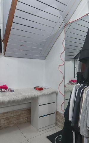 Casa à venda com 102m², 4 quartos e sem vagaQuarto 3