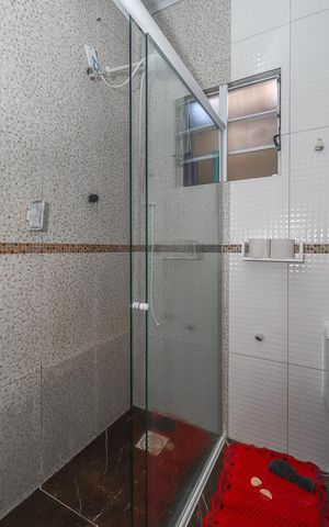 Casa à venda com 102m², 4 quartos e sem vagaBanheiro Social