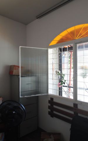 Casa à venda com 300m², 3 quartos e 4 vagasEscritório