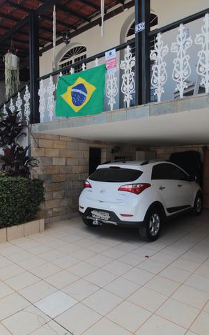 Casa à venda com 300m², 3 quartos e 4 vagasGaragem