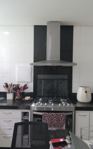 Casa à venda com 300m², 3 quartos e 4 vagasCozinha