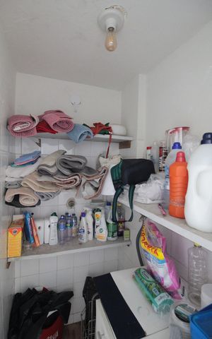 Casa à venda com 300m², 3 quartos e 4 vagasÁrea de Serviço