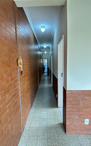 Casa para alugar com 85m², 2 quartos e 1 vagaCorredor