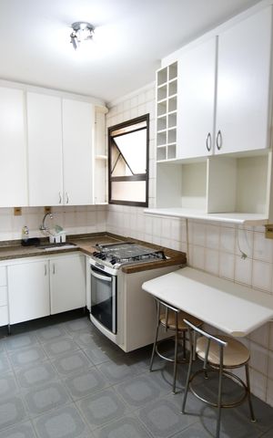 Apartamento à venda com 87m², 2 quartos e 1 vagaCozinha