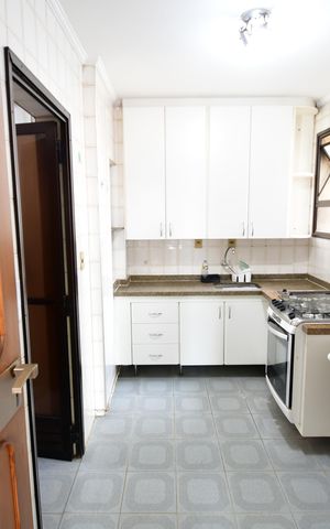 Apartamento à venda com 87m², 2 quartos e 1 vagaCozinha