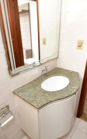 Apartamento à venda com 87m², 2 quartos e 1 vagaBanheiro Social