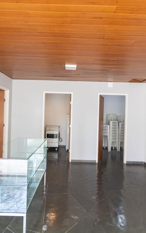 Apartamento à venda com 85m², 3 quartos e 1 vaga Apartamento à venda com 85m², 3 quartos e 1 vagaÁrea comum - Salão de festas