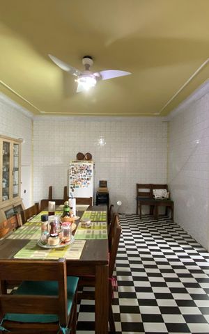 Casa à venda com 340m², 4 quartos e 3 vagas