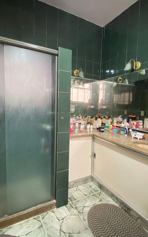 Casa à venda com 340m², 4 quartos e 3 vagas