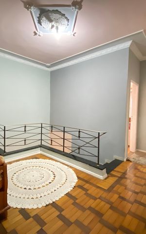Casa à venda com 340m², 4 quartos e 3 vagas