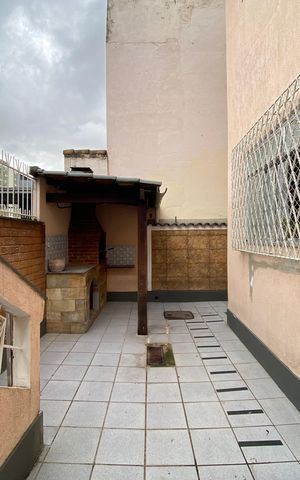 Casa à venda com 340m², 4 quartos e 3 vagas