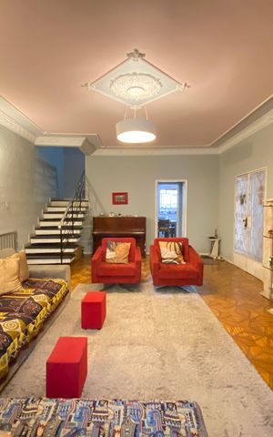 Casa à venda com 340m², 4 quartos e 3 vagas