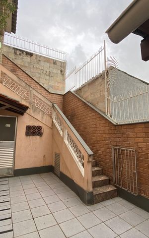 Casa à venda com 340m², 4 quartos e 3 vagas