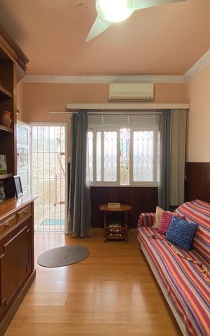 Casa à venda com 340m², 4 quartos e 3 vagas