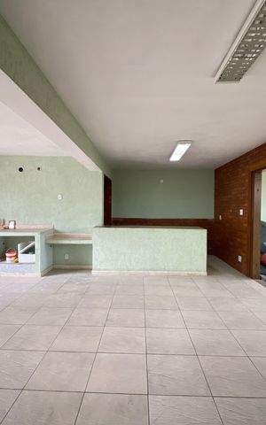 Casa à venda com 340m², 4 quartos e 3 vagas