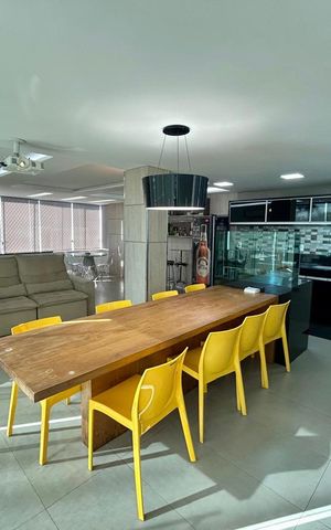 Apartamento para alugar com 220m², 3 quartos e 2 vagas