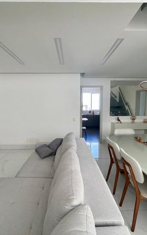Apartamento para alugar com 220m², 3 quartos e 2 vagas