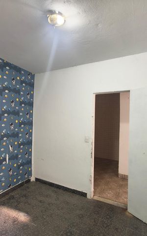 Casa para alugar com 80m², 2 quartos e sem vaga Casa para alugar com 80m², 2 quartos e sem vagaQuarto
