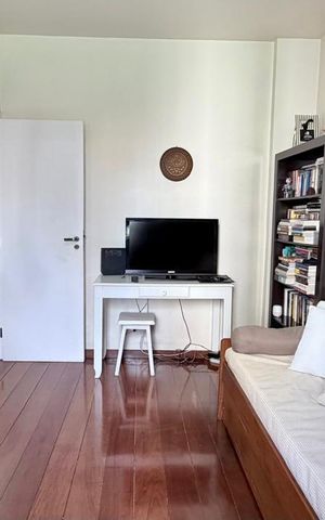 Apartamento à venda com 140m², 4 quartos e 2 vagas