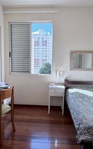 Apartamento à venda com 140m², 4 quartos e 2 vagas