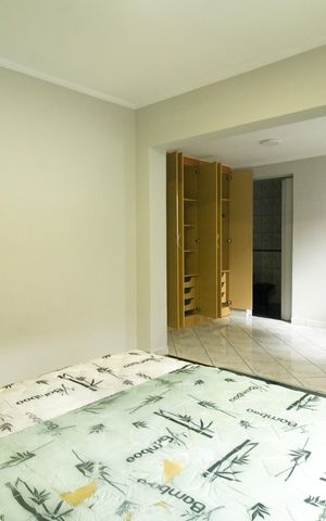 Casa à venda com 163m², 2 quartos e 2 vagas Casa à venda com 163m², 2 quartos e 2 vagasSuite
