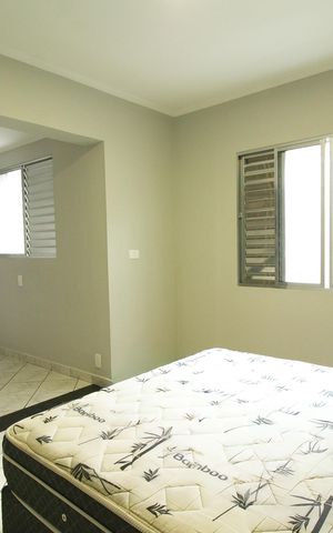Casa à venda com 163m², 2 quartos e 2 vagas Casa à venda com 163m², 2 quartos e 2 vagasSuite