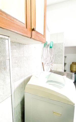 Casa à venda com 163m², 2 quartos e 2 vagas Casa à venda com 163m², 2 quartos e 2 vagasLavanderia