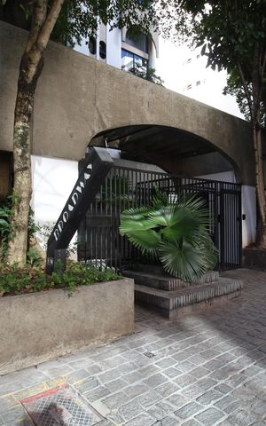 Apartamento à venda com 57m², 1 quarto e 1 vagaFachada