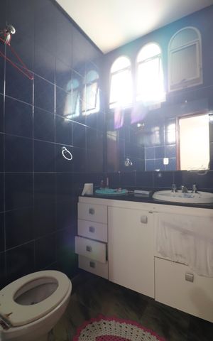 Casa à venda com 147m², 2 quartos e 3 vagasBanheiro Social