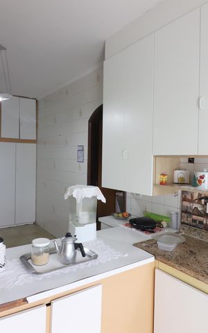 Casa à venda com 147m², 2 quartos e 3 vagasCozinha 