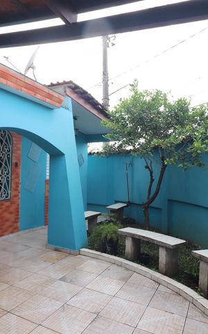 Casa à venda com 147m², 2 quartos e 3 vagasGaragem