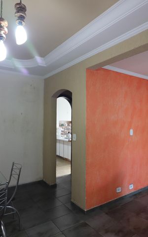 Casa à venda com 147m², 2 quartos e 3 vagasSala 