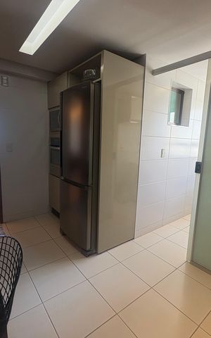 Apartamento à venda com 110m², 3 quartos e 2 vagas Apartamento à venda com 110m², 3 quartos e 2 vagasCozinha