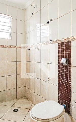 Casa à venda com 125m², 4 quartos e sem vagaBanheiro da Suíte