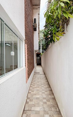 Casa para alugar com 160m², 4 quartos e 2 vagasQuintal Lateral