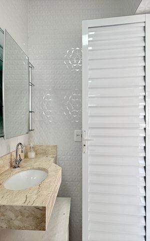 Casa para alugar com 160m², 4 quartos e 2 vagasBanheiro Suíte 1