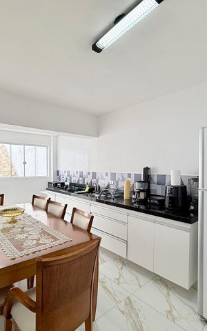 Casa para alugar com 160m², 4 quartos e 2 vagasCozinha 