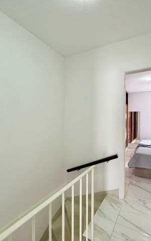 Casa para alugar com 160m², 4 quartos e 2 vagasCorredor Quartos